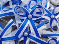 Vývazek, svatební mašlička na myrtu bílá + modrá satén...