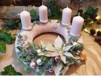 Adventní věnec Plyšák růžový...