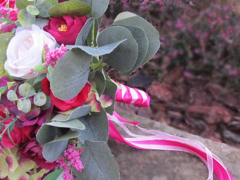 Romantic Flowers "Fuchsia Roses"