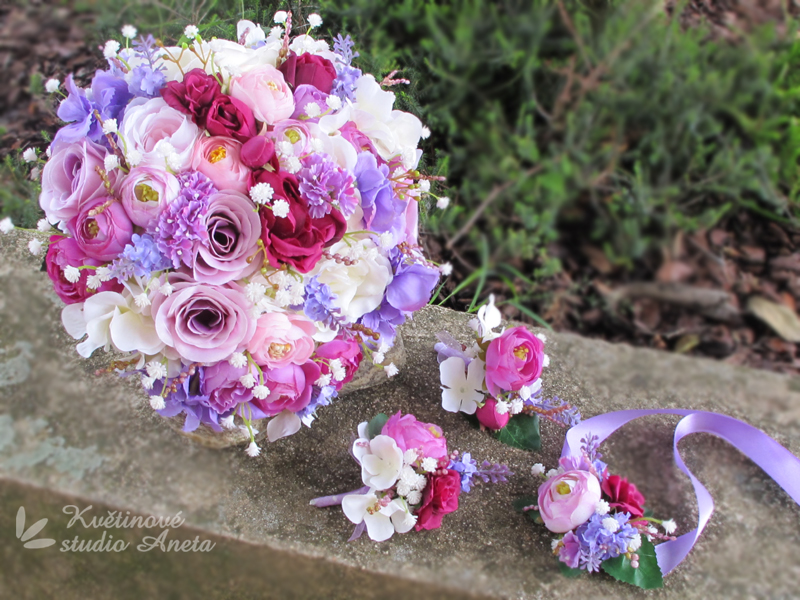 Brillant Flowers - Lilac roses