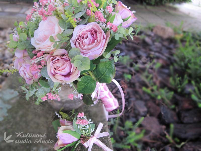 Romantická svatební kytice "Dusty Pink Roses"