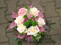 Dárková kytice se skeletony