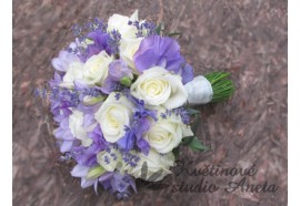Svatební kytice - Lavander Rose- vonící fréziemi, růžemi, levandulí...kytice je sezonní cca červen-srpen.
